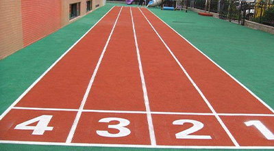 混合型塑胶跑道如何养护？